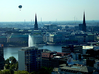 Udsigt over Hamborg fra vores hotelværelse